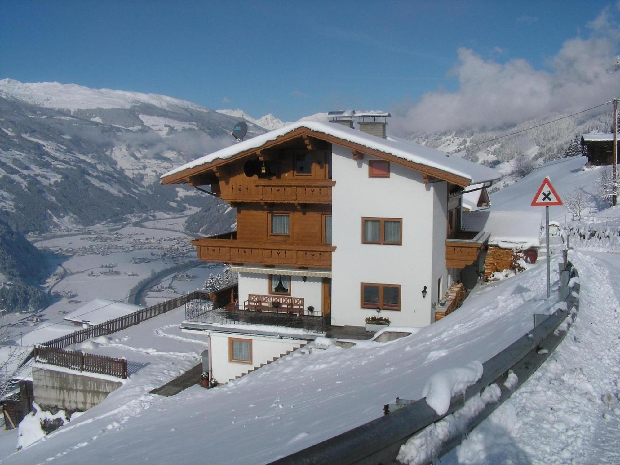 Apartment In Hippach Im Zillertal In The Mountains Muhlen  Екстер'єр фото